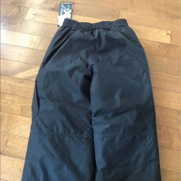 ZeroXposur Boys/girls ski pants NWT size 10/12. Any questions please ask - Picture 9 of 10